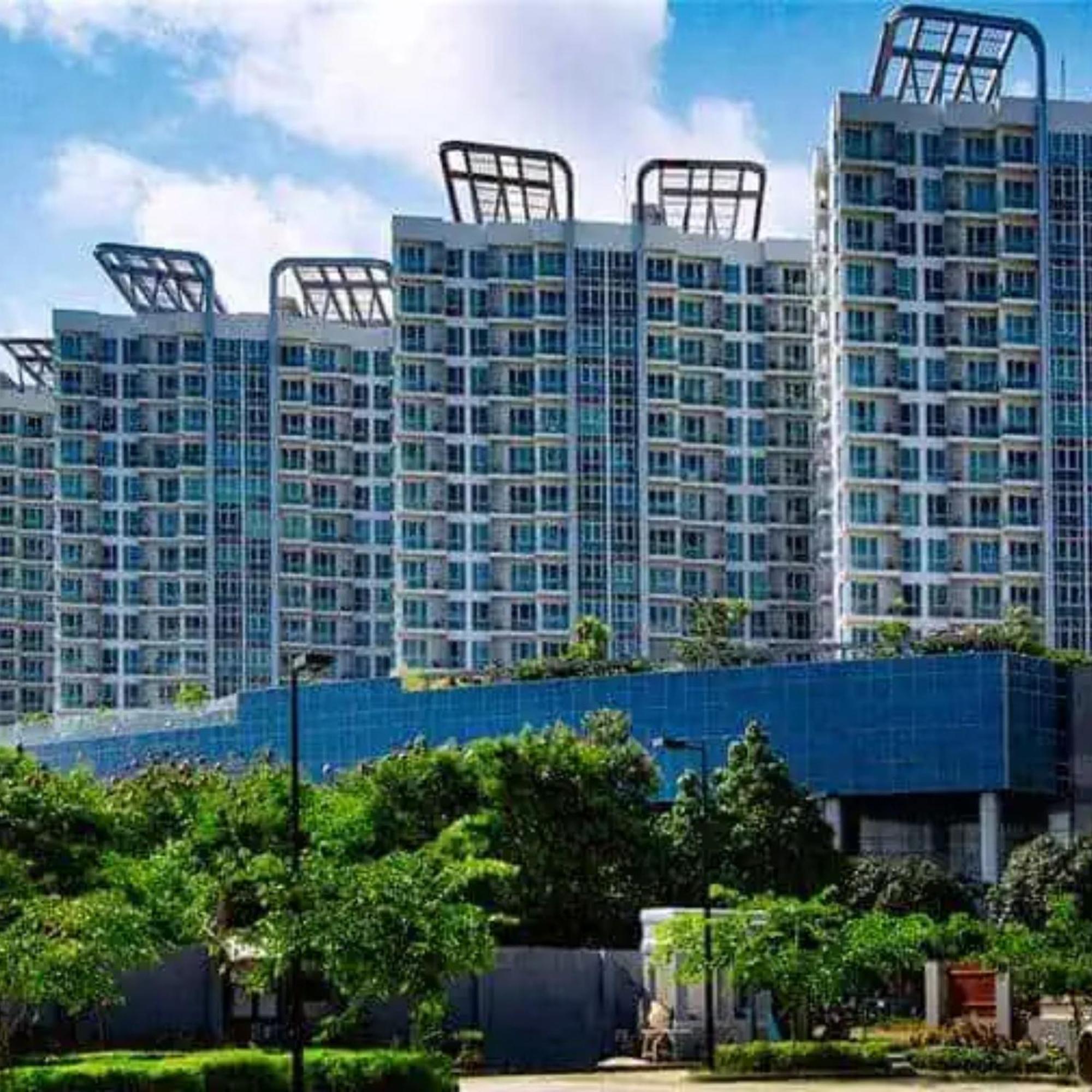 Mactan Newtown 8 Boulevard Deluxe Punta Engano  Экстерьер фото
